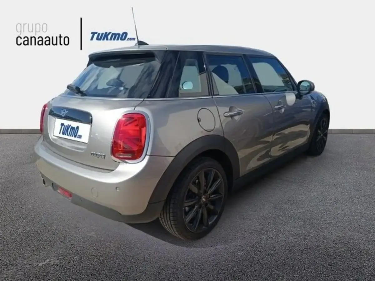 Usado Mini Cooper 136 CV (100 kW) 2021 Gris Utilitario