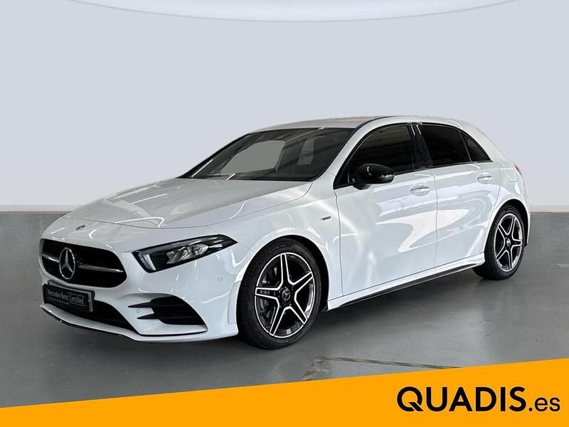 Blanco polar Usado 2020 Mercedes A180 Berlina | 27.900 € (Un poco caro) - Imagen 1/4