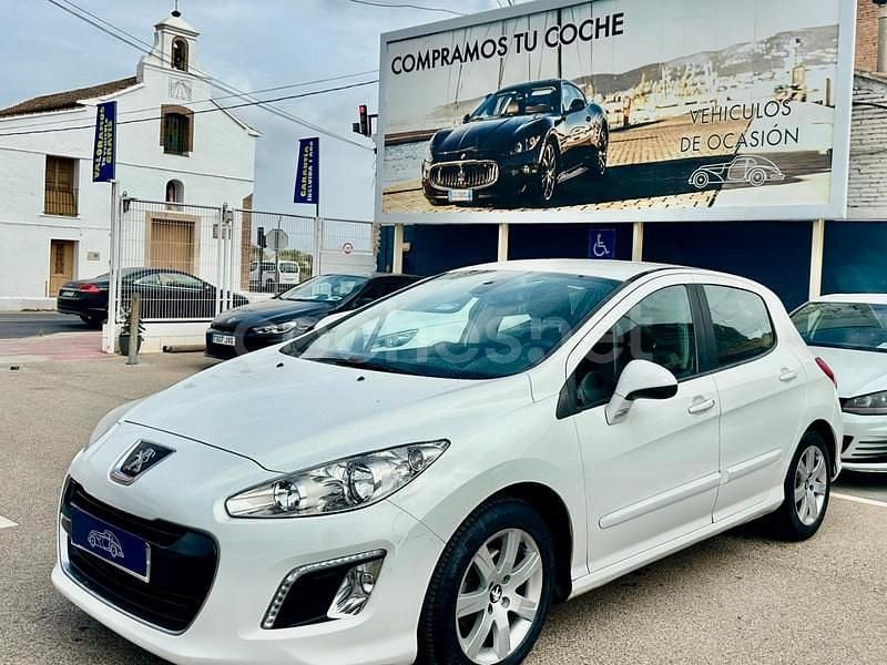 Blanco Usado 2013 Peugeot 308 Active Berlina | 6490 € (Precio justo) - Imagen 1/4