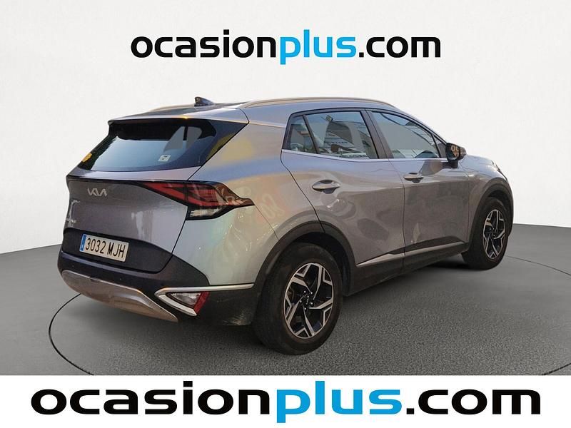 Usado Kia Sportage 136 CV (100 kW) 2023 Gris / plata SUV
