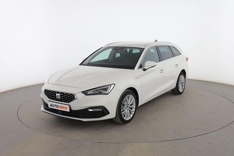 Blanco Usado 2022 Seat Leon XCELLENCE Familiar | 20.599 € (Precio justo) - Imagen 1/3