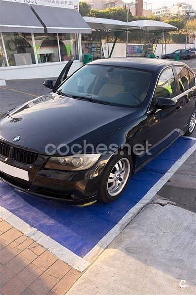 Usado BMW 318 115 CV (84 kW) 2006 Negro Berlina