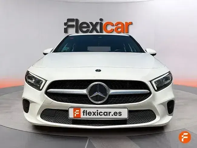 Usado Mercedes A180 116 CV (85 kW) 2019 Blanco Berlina
