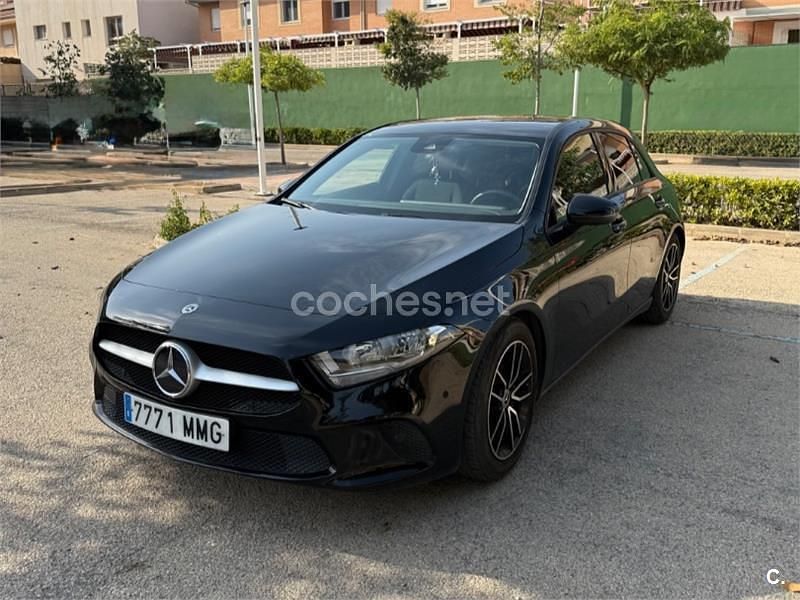 Negro Usado 2021 Mercedes A200 Berlina | 28.900 € (Precio justo) - Imagen 1/4