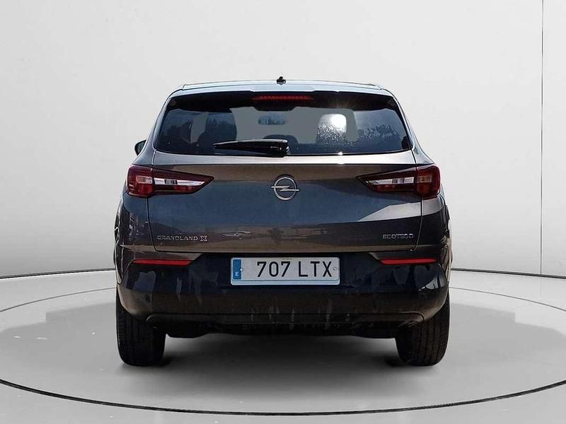 Usado Opel Grandland X Edition 131 CV (96 kW) 2021 Gris SUV