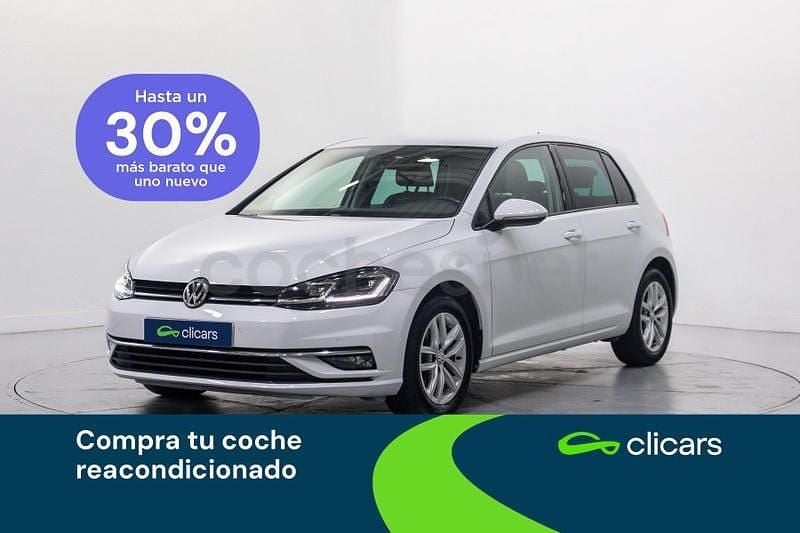 Usado VW Golf Sportsvan Advance 115 CV (84 kW) 2019 Blanco Monovolumen