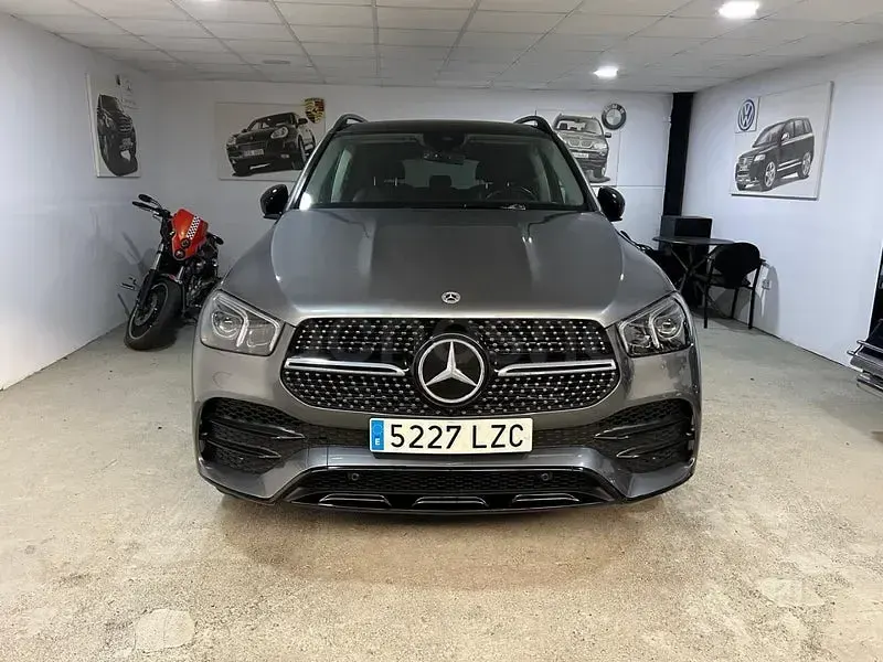 Usado Mercedes GLE300 272 CV (200 kW) 2022 Gris / plata SUV