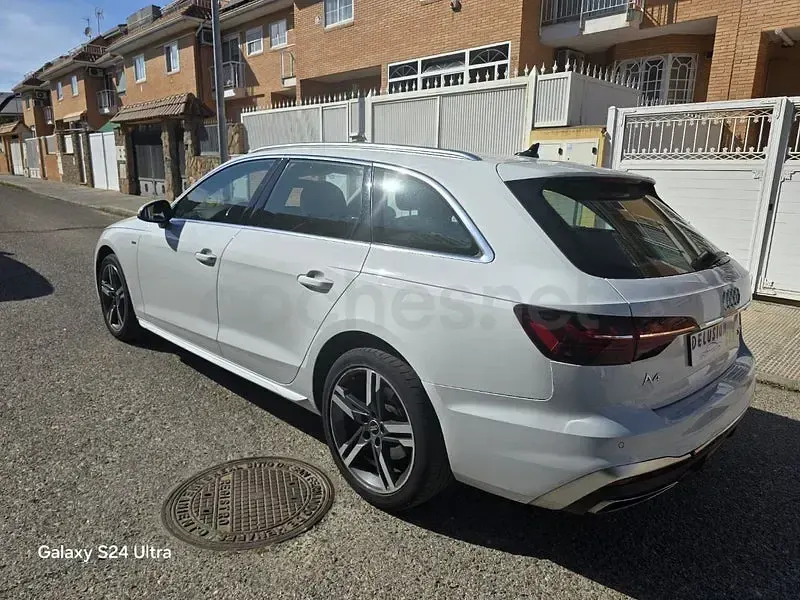 Usado Audi A4 S-Line 163 CV (119 kW) 2022 Blanco Familiar