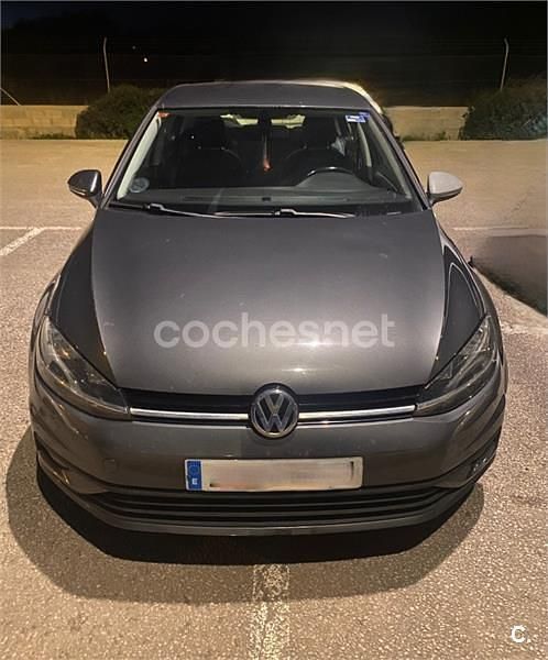 Usado VW Golf VII Advance 115 CV (84 kW) 2017 Gris / plata Berlina