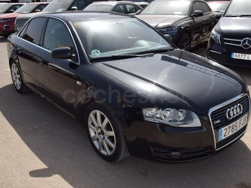 Usado Audi A4 S-Line 140 HP (102 kW) 2007 Preto Sedan