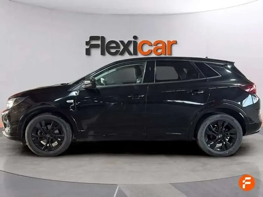 Usado Opel Grandland X 131 CV (96 kW) 2023 Negro SUV