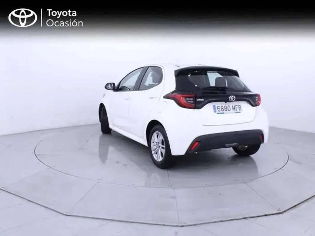 Usado Toyota Yaris Edition 125 CV (91 kW) 2023 Blanco Utilitario