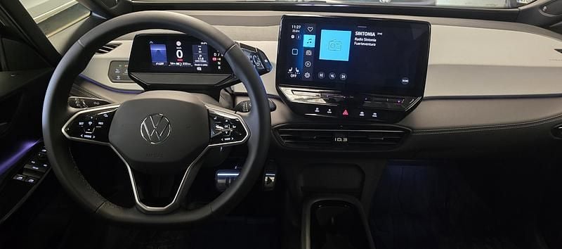 Usado VW ID.3 Pro 150 kW (204 CV) 2024 Verde oliva metalizado con techo negro Utilitario