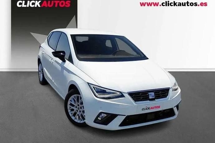 Usado Seat Ibiza FR 115 CV (84 kW) 2025 Utilitario