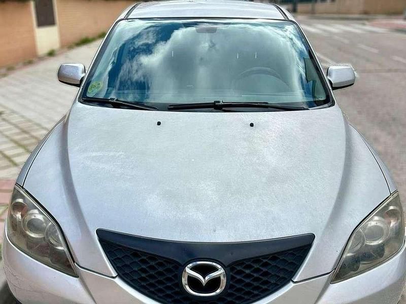 Usado Mazda 3 Sportive 150 CV (110 kW) 2009 Gris Utilitario