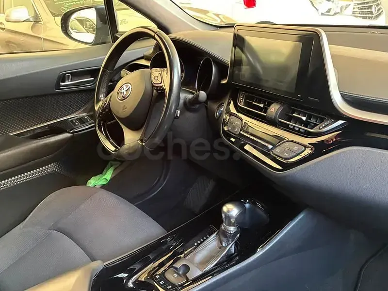 Usado Toyota C-HR Active 122 CV (89 kW) 2018 Negro SUV