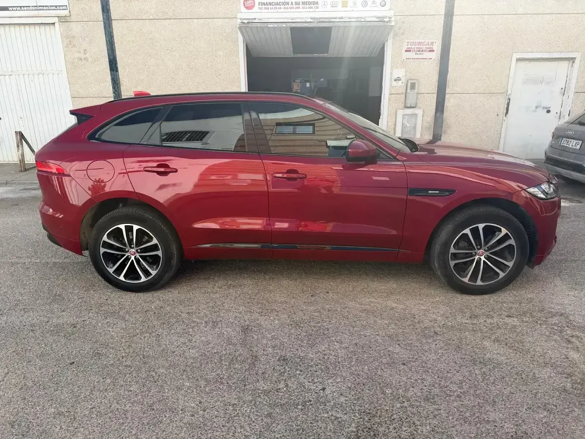 Usado Jaguar F-Pace R-Sport 180 CV (132 kW) 2016 Rojo SUV