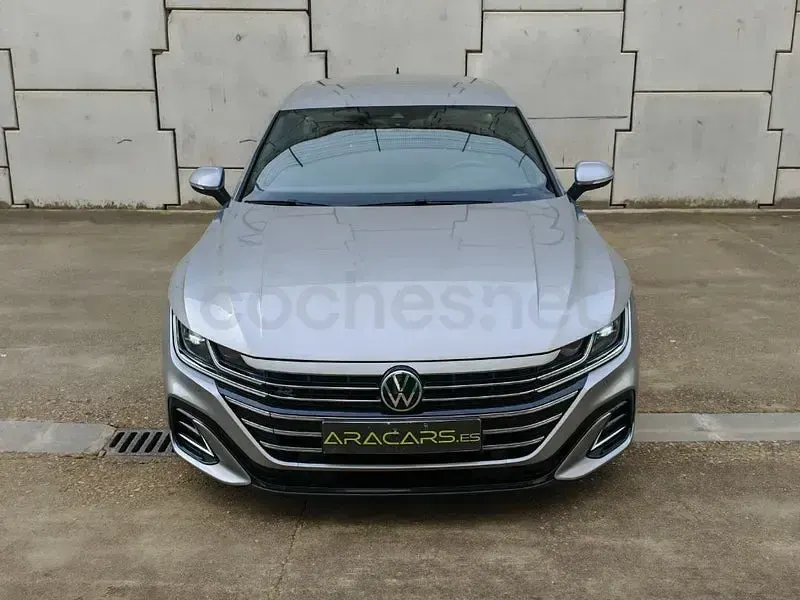 Usado VW Arteon R-line 150 CV (110 kW) 2022 Gris / plata Familiar