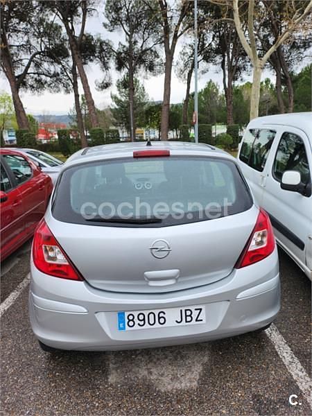 Usado Opel Corsa Color Edition 95 CV (69 kW) 2015 Gris / plata Utilitario