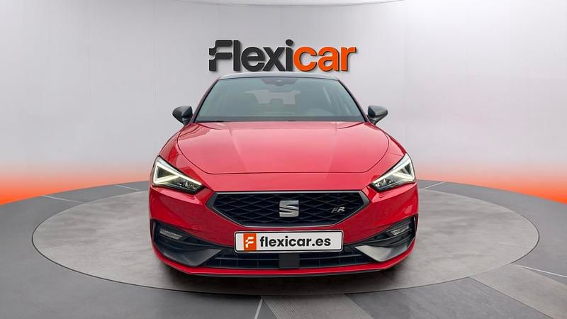 Usado Seat Leon FR 150 CV (110 kW) 2022 Rojo Utilitario