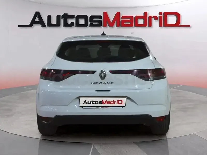 Usado Renault Mégane IV Business 115 CV (84 kW) 2019 Blanco Berlina