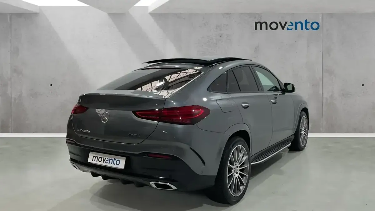 Käytetty Mercedes GLE400 381 HP (280 kW) 2023 Harmaa Katumaasturi