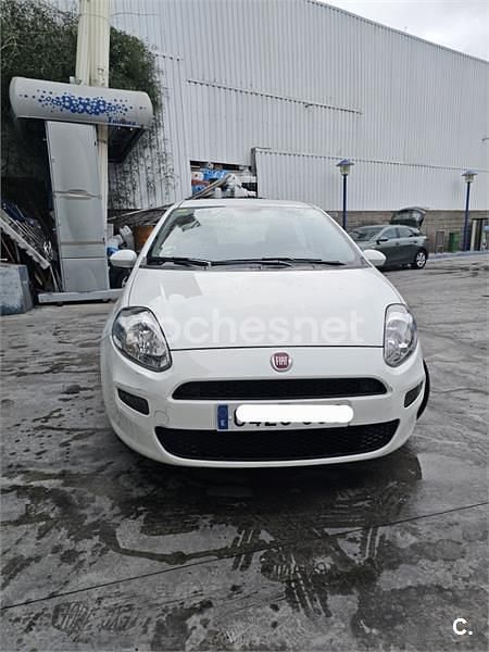 Usado Fiat Punto Pop 69 CV (50 kW) 2016 Blanco Utilitario
