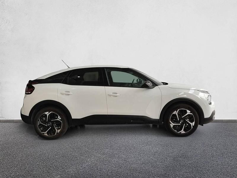 Usado Citroën e-C4 Shine 114 kW (156 CV) 2023 Blanco Berlina