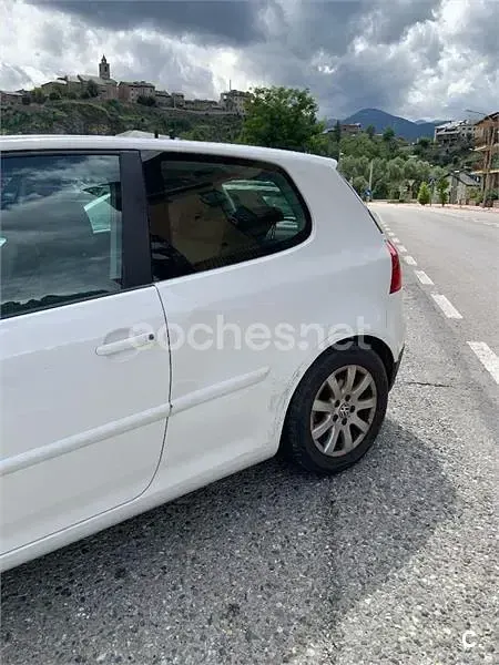 Usado VW Golf VI Highline 105 CV (77 kW) 2008 Blanco Utilitario