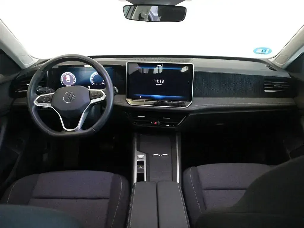 Usado VW Passat 204 CV (150 kW) 2025 Gris Familiar