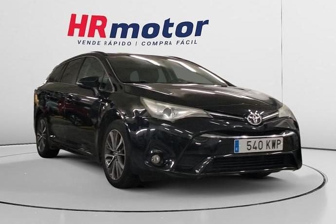 Usado 2017 Toyota Avensis Executive | 13.250 € (Precio justo) - Imagen 1/4