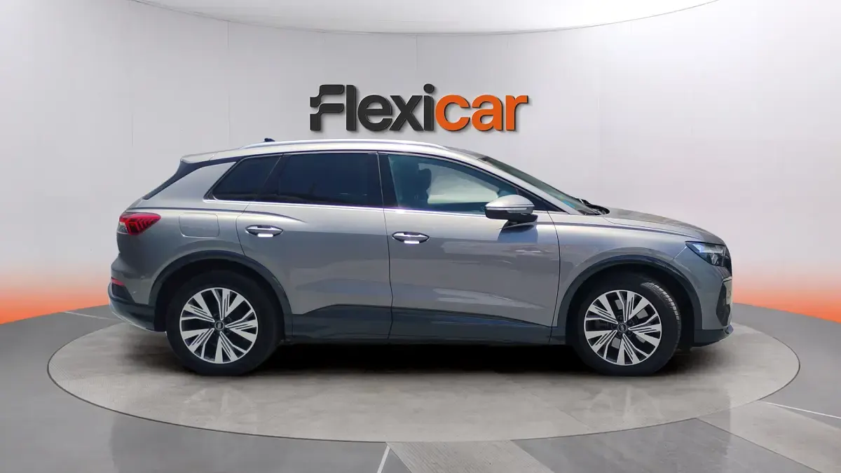 Usado Audi e-tron Premium 230 kW (313 CV) 2021 Gris SUV