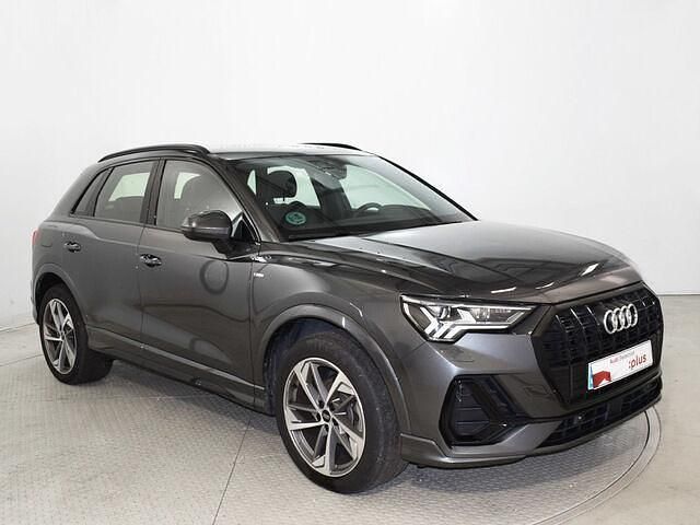 Usado Audi Q3 S-Line 150 HP (110 kW) 2024 Cinzento SUV