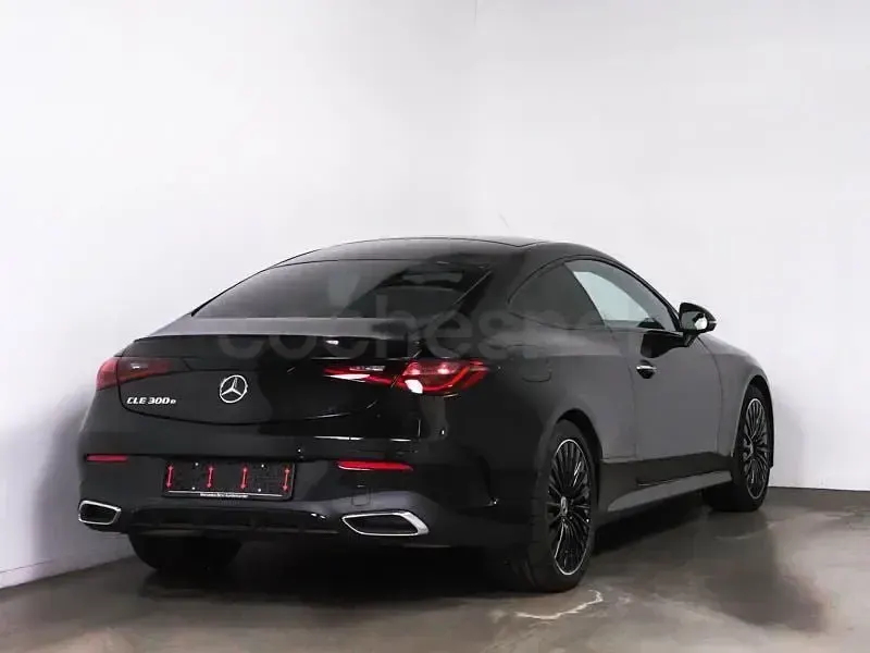 Usado Mercedes CLE300 313 CV (230 kW) 2025 Negro Coupe
