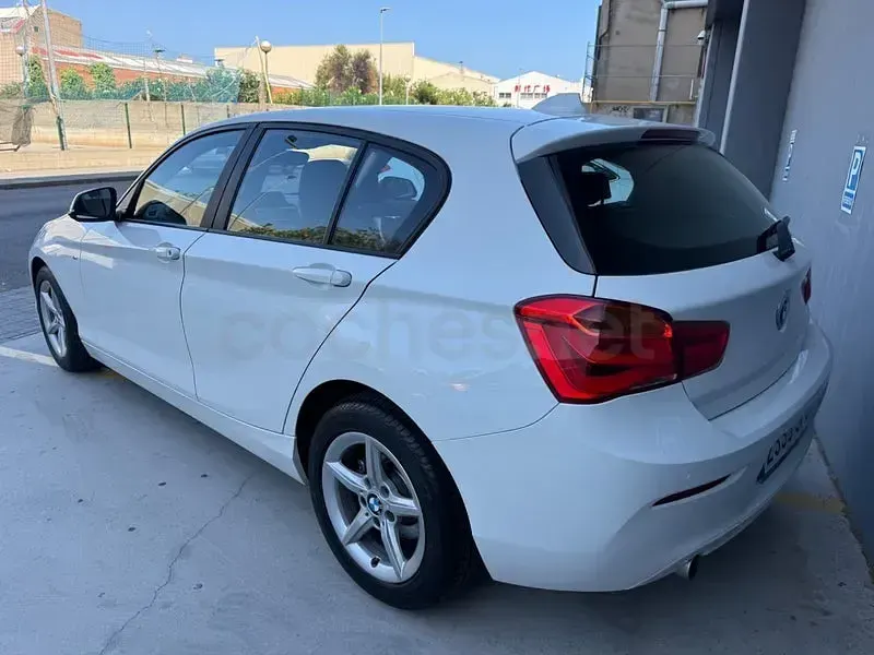 Usado BMW 116 116 CV (85 kW) 2016 Blanco Utilitario