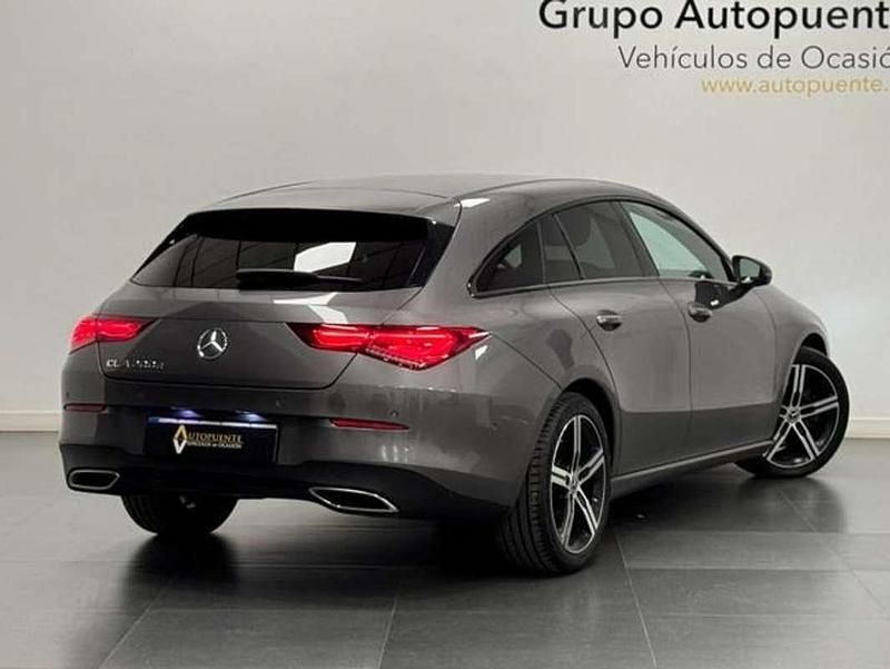 Käytetty Mercedes CLA200 150 HP (110 kW) 2022 Harmaa Farmari
