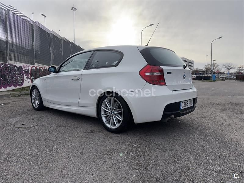 Usado BMW 118 143 CV (105 kW) 2007 Blanco Utilitario