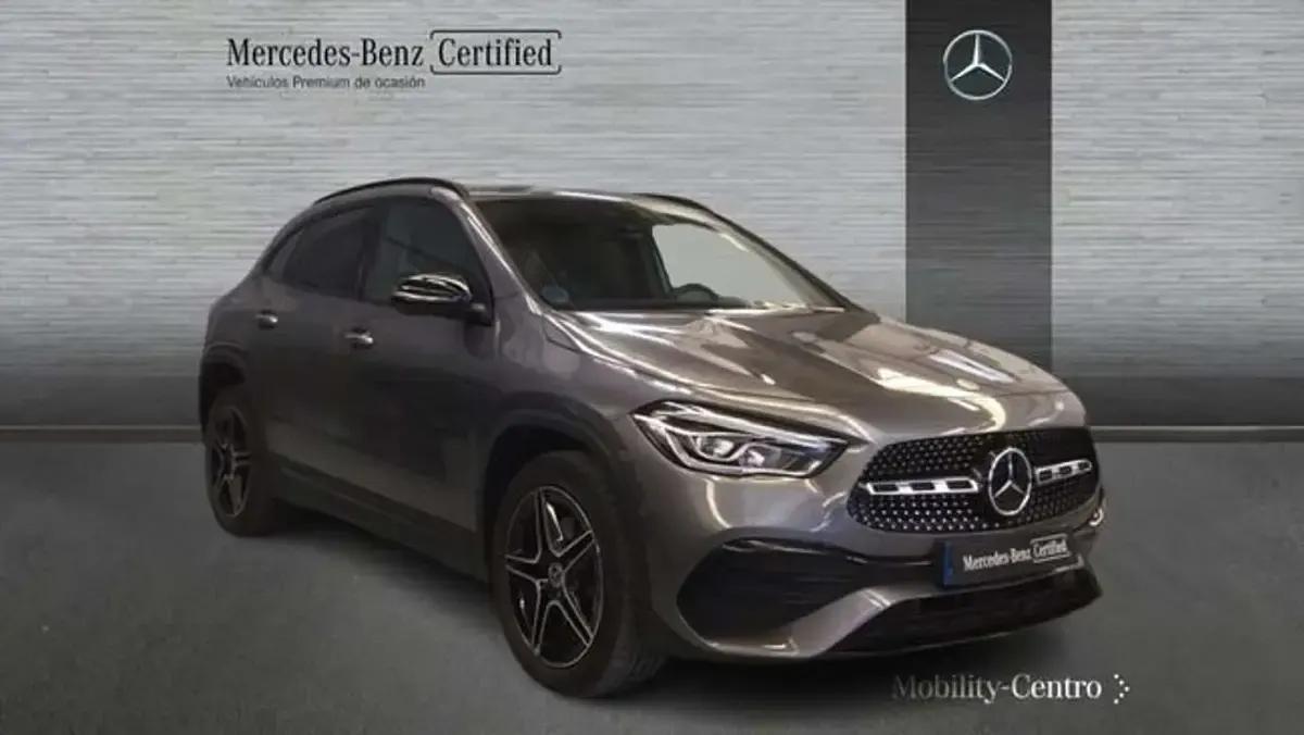 Usado Mercedes GLA250 218 CV (160 kW) 2022 Gris SUV