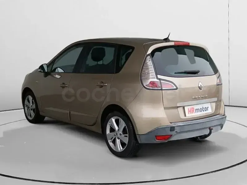 Usado Renault Scénic LIMITED 115 CV (84 kW) 2015 Beige Monovolumen
