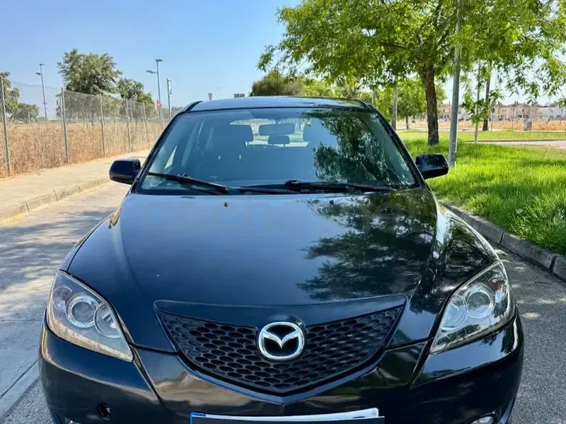 Usado Mazda 3 Active 109 CV (80 kW) 2006 Negro Berlina