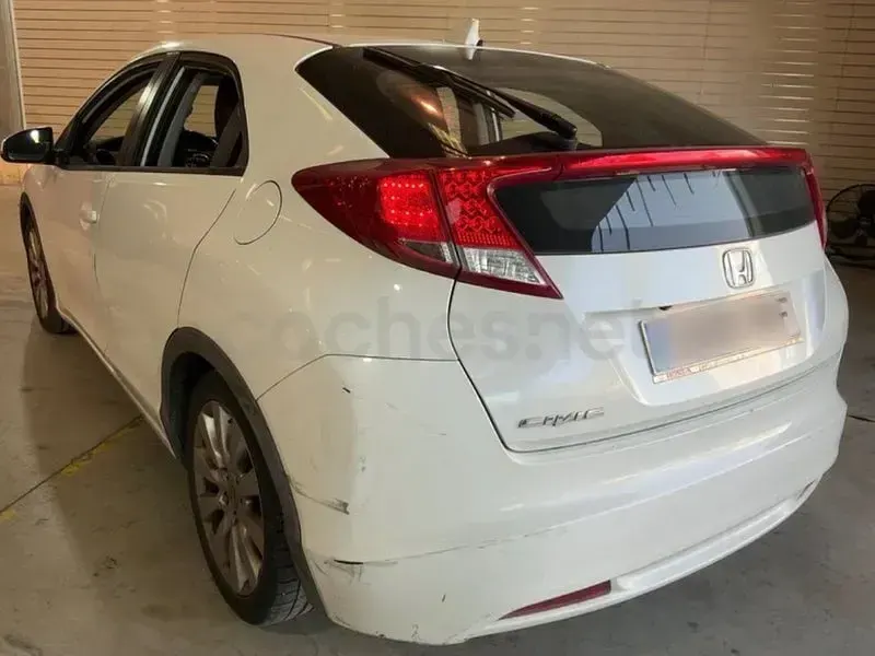 Usado Honda Civic Sport 142 CV (104 kW) 2013 Blanco Berlina