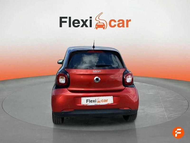 Usado Smart ForFour Prime 71 CV (52 kW) 2017 Rojo Utilitario