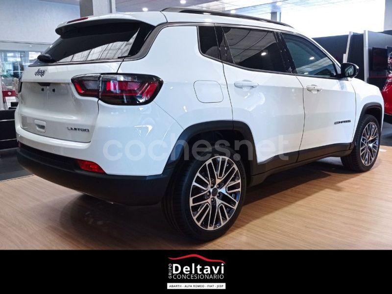 Usado Jeep Compass Limited 130 CV (95 kW) 2023 Blanco SUV