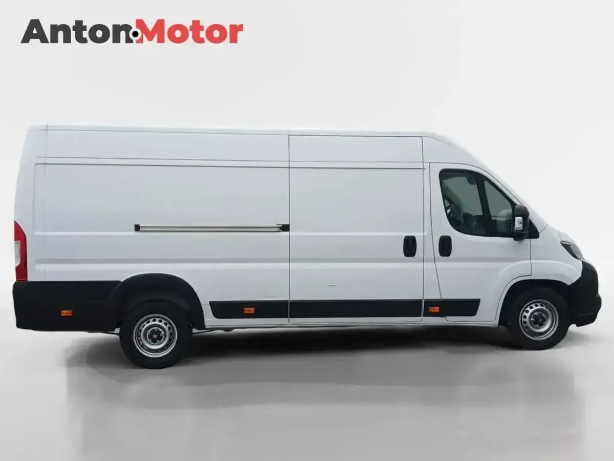 Usado Fiat Ducato 140 CV (102 kW) 2024 Blanco Van