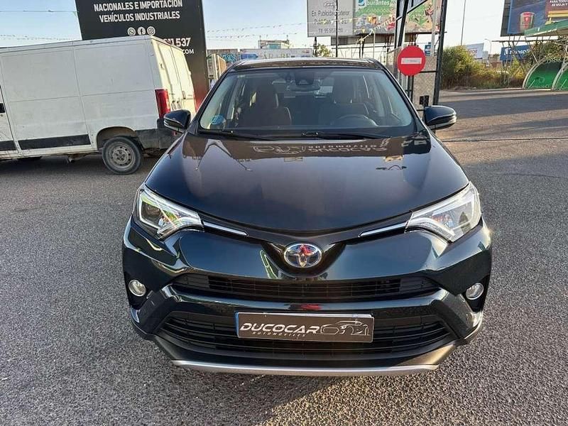 Usado Toyota RAV4 Hybrid Advance 197 CV (144 kW) 2018 Azul SUV
