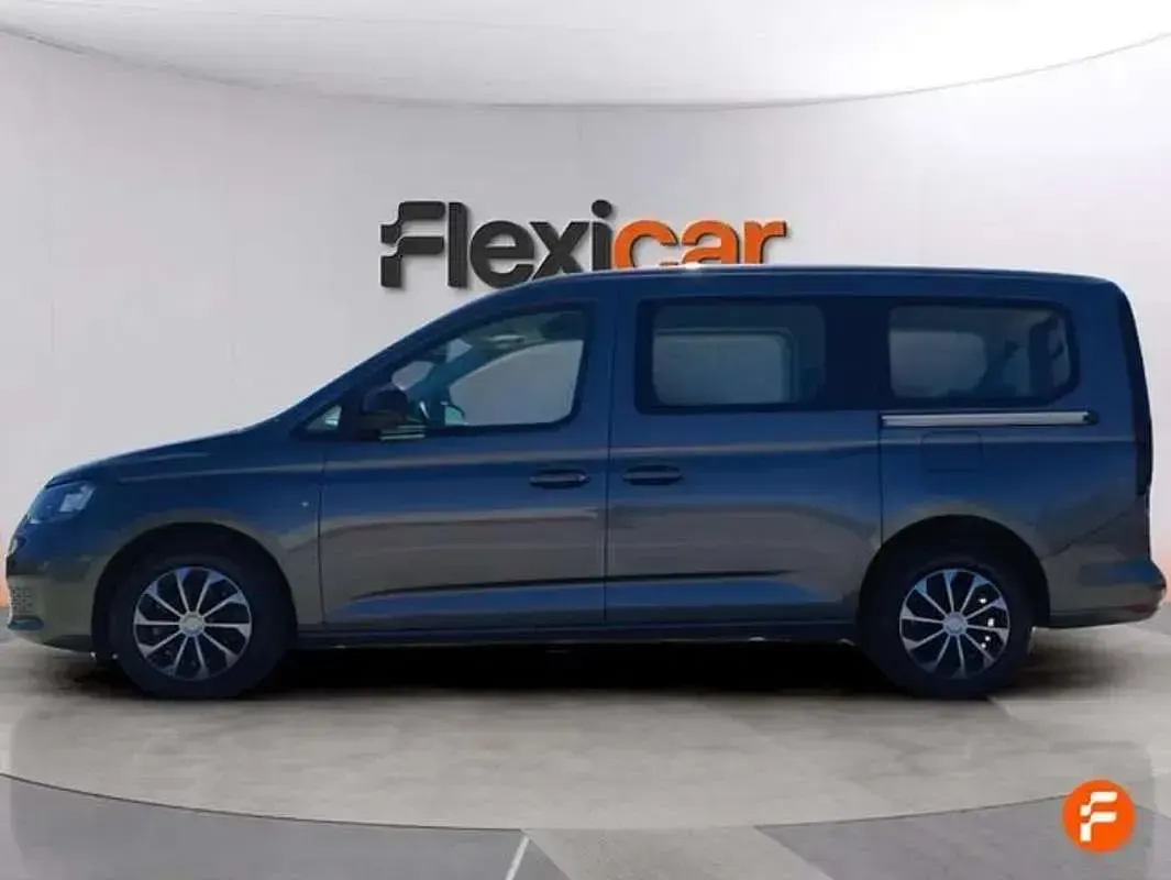 Usado VW Caddy Maxi 122 CV (89 kW) 2024 Negro Monovolumen