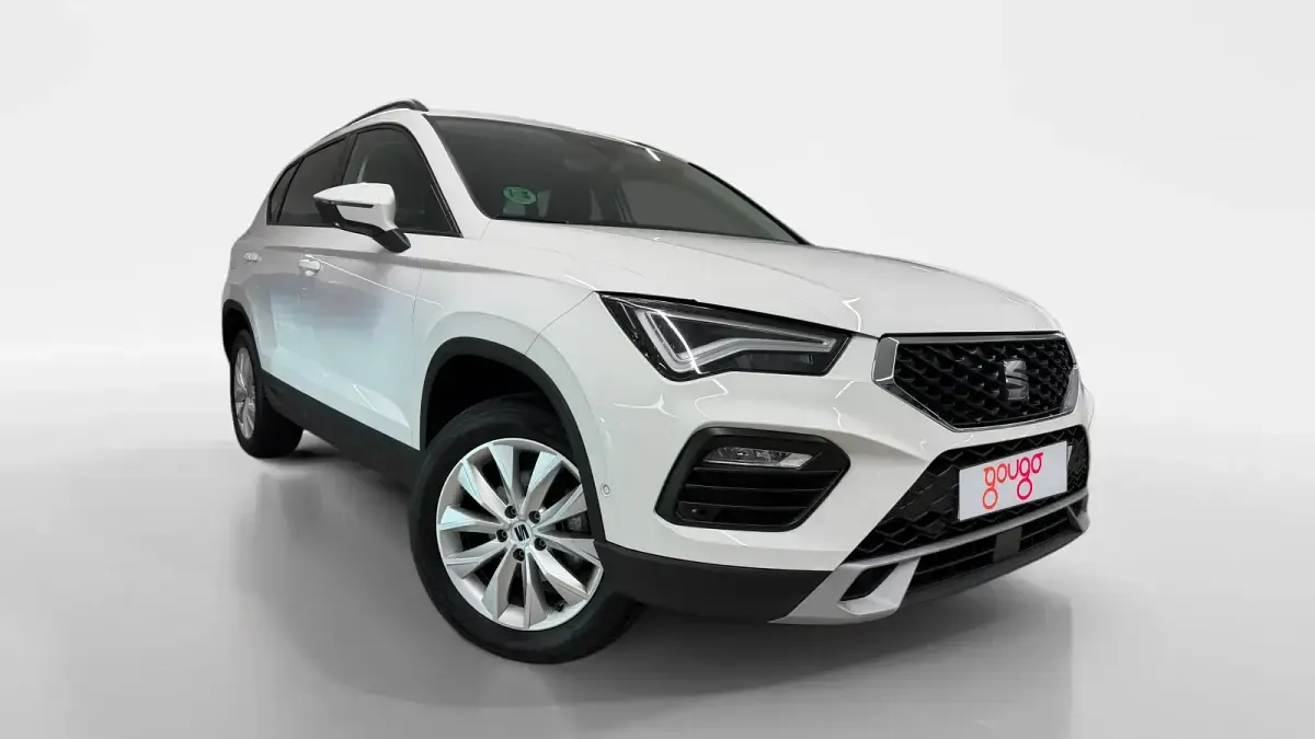 Usado Seat Ateca Style 150 CV (110 kW) 2025 Blanco SUV