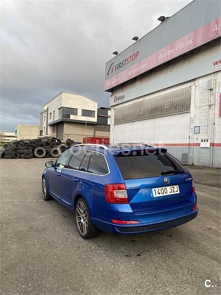Usado Skoda Octavia Style 150 CV (110 kW) 2017 Azul Familiar