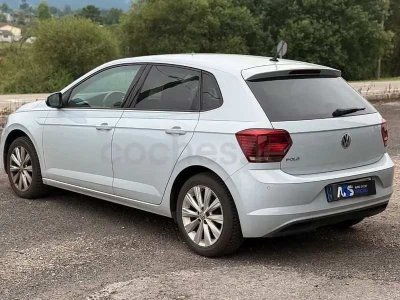 Usado VW Polo Sportline 95 CV (69 kW) 2018 Gris / plata Utilitario