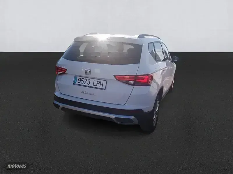 Usado Seat Ateca Style 116 CV (85 kW) 2021 Blanco SUV